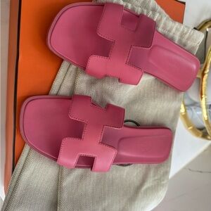 Hermes Oran Sandals Rose Petale 36.5